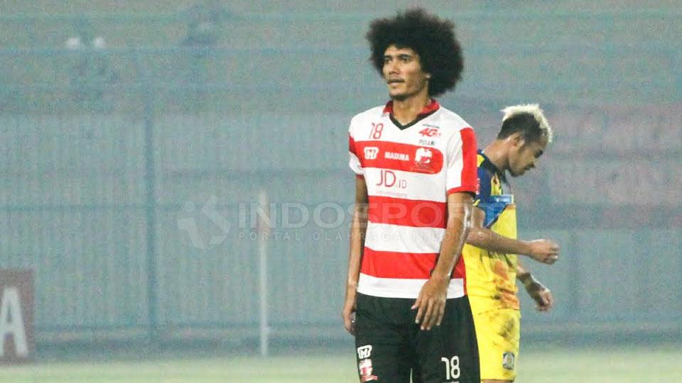 Ahmad%20Maulana%20Putra%20%28Madura%20United%29.